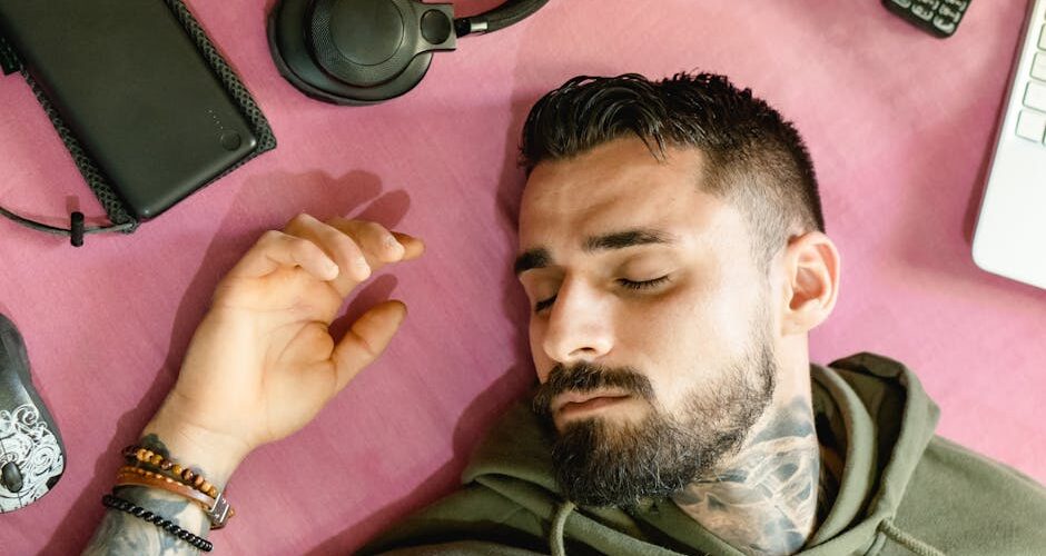 10 Best Gadgets Every Modern Man Needs in 2026