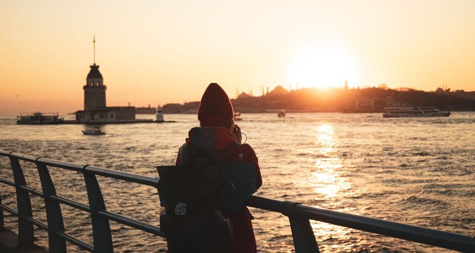 The Fit Traveler: How to Stay Healthy on the Road in 2026